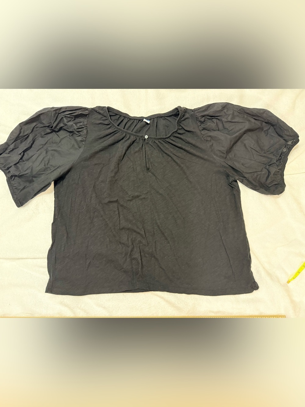 XXLTall women’s Old Navy Black shirt with balloon sleeves